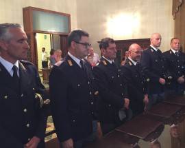 PESCARA: SALVARONO INQUILINI DA INCENDIO, ENCOMIO A POLIZIOTTI