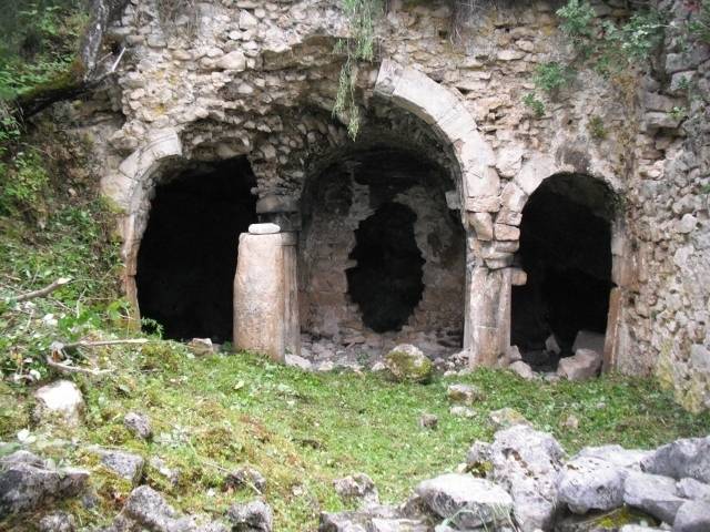 SULMONA: ESCURSIONI ALL’EREMO DI SAN LEOPARDO E CHIESA DI SANT’ANGELO