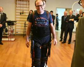 LA PRIMA PASSEGGIATA CON IL ROBOT IN ABRUZZO, ”SIAMO ORGOGLIOSI”