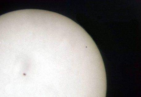 MERCURIO PASSA DAVANTI AL SOLE, DIRETTE STREAMING E OSSERVAZIONI
