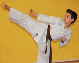 MONDIALI KARATE: AQUILANO L’ATLETA PIU’ GIOVANE FEDERICO FESTEGGIA I SUOI 10 ANNI IN GERMANIA