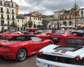 SISMA L’AQUILA: A SULMONA RADUNO FERRARI E ROSE ROSSE PER LE 309 VITTIME