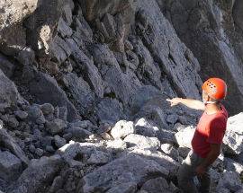 TERREMOTO: NUOVA FRANA SUL CORNO PICCOLO, FERRATA DANESI IMPRATICABILE