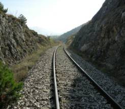 ALBA ADRIATICA: DONNA TRAVOLTA E UCCISA DA TRENO, E’ SENZA NOME