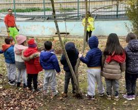 L’AQUILA: I PICCOLI DI TEMPERA ‘GIARDINIERI’ PER UN GIORNO