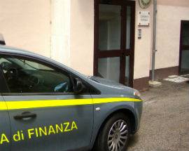 FILM IN DVD SENZA PERMESSO DENUNCIATI DUE ALBERGHI A ROCCARASO E OVINDOLI