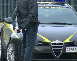 BARCA SEQUESTRATA IN ALBANIA, ERA STATA DISTRATTA DA FALLIMENTO
