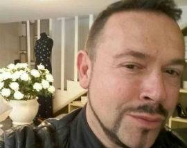 ”IL TUO PAPA’ DEL CUORE E’ SEMPRE CON TE”FLOCCO E IL SUO LATO PIU’ INTIMO: QUELLO PATERNO