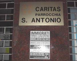 PESCARA: BLITZ NOTTURNO FORZA NUOVA, ”IMMIGRATI TORNATE A CASA”