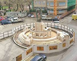 L’AQUILA: FONTANA LUMINOSA, CON GLI ALPINI LA PRIMA RIACCENSIONE