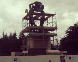 L’AQUILA: RIAPRE  IL CANTIERE DELLA FONTANA LUMINOSA MA SERVONO ALTRI FONDI