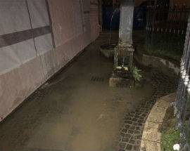 L’AQUILA: IN CENTRO STORICO PERCORSI PEDONALI CON IL ”GUADO”
