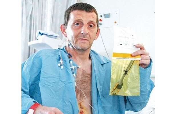 GRAN BRETAGNA: DIECI ANNI CON UNA FORCHETTA NELLO STOMACO, STA BENE