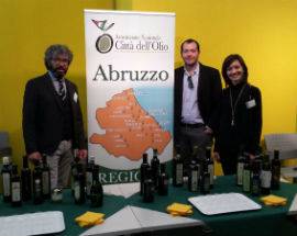 L’OLIO DI FOSSACESIA VOLA A TRIESTE ALLA KERMESSE SULL’EXTRAVERGINE