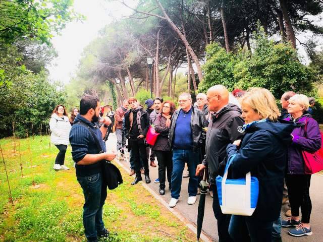 PESCARA: PASQUETTA ECOLOGICA M5S IN PINETA DANNUNZIANA