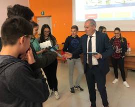 L’AQUILA: ”PROGETTO LEGALITA’ A SCUOLA”, SQUADRA MOBILE INCONTRA GLI STUDENTI