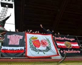 CALCIO: IL SULMONA E’ IN CRISI, TIFOSI ALL’INGLESE NASCE L’OVIDIANA, STILE MANCHESTER UNITED