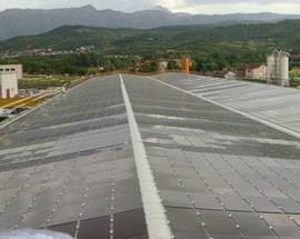 L’AQUILA:VIA L’ETERNIT, FOTOVOLTAICO SU TETTO AZIENDA A BAZZANO