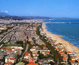 CORONAVIRUS: FRANCAVILLA PENSA A EVENTI DRIVE IN E KIT IN STRADA