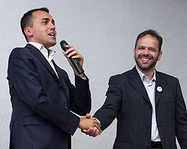 ELEZIONI: DI MAIO SHOW AD AVEZZANO MA SARA’ UNICA TAPPA, NIENTE L’AQUILA
