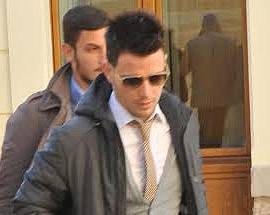 STUPRO L’AQUILA: TENSIONE TRA LEGALI TUCCIA E PAPA’ RAGAZZA, ORA L’ATTESA