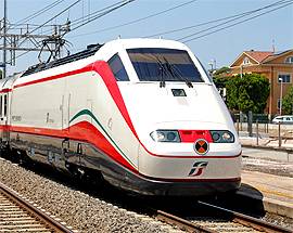 TRENI: IL FRECCIABIANCA FERMA A VASTO, IL SINDACO MAGNACCA ESULTA
