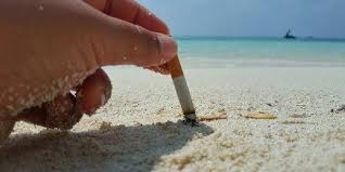 FUMO IN SPIAGGIA: CODACONS AI PREFETTI, ”DIVIETO EFFETTIVO IN TUTTA ITALIA”