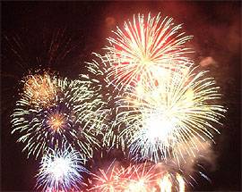 RAGAZZO PERDE LA MANO PER UN PETARDO A CAPODANNO