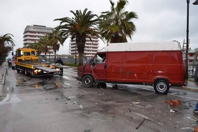 IN MARE CON FURGONE, DATO PER DISPERSO MA ERA IN HOTEL