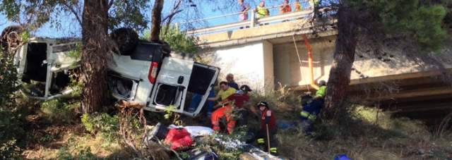 VASTO: TERRIBILE INCIDENTE SULLA A14 FURGONE IN SCARPATA, DUE MORTI