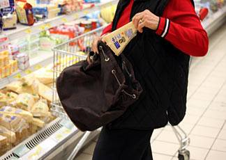 CRISI: PIU’ FURTI IN SUPERMARKETMA I TITOLARI MINIMIZZANO