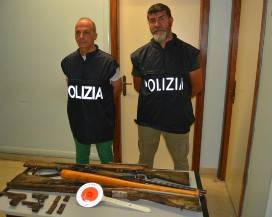GIULIANOVA: FURTO DI ARMI IN ABITAZIONE, DUE ARRESTI