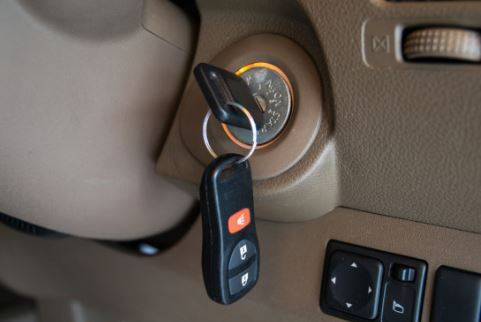TERAMO: RUBA UN’AUTO SOTTO GLI OCCHI PROPRIETARIO, DENUNCIATO