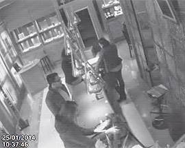 L’AQUILA: FURTO IN GIOIELLERIA DA 30 MILA EURO, DONNA DENUNCIATA