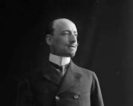 FESTA DELLA RIVOLUZIONE: DOMANI LA GRAFIA DI D’ANNUNZIO E FLORIAN METATEATRO