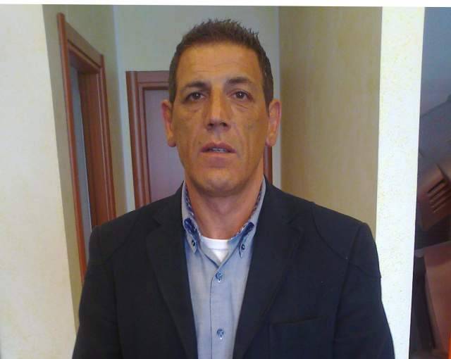 L’AQUILA: L’ACCONCIATORE PER UOMO SPATERNA SPEGNE 57 CANDELINE