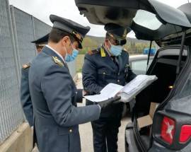 CORONAVIRUS: GDF L’AQUILA CONSEGNA TABLET E PC A STUDENTI DEL COTUGNO