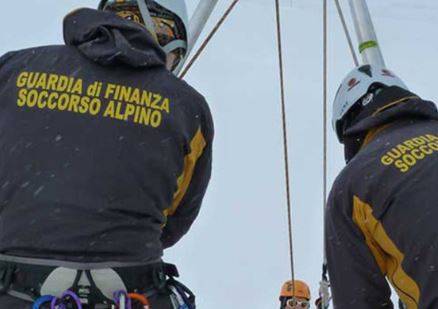 GUARDIA DI FINANZA: PUBBLICATO CONCORSO PER 33 ALLIEVI SOCCORSO ALPINO