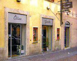 CINQUANT’ANNI DI OTTICA A L’AQUILA CON GENITTI OTTICI