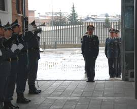 L’AQUILA: COMANDANTE ITALIA CENTRALE FINANZA VISITA CASERMA ”GIORGI”