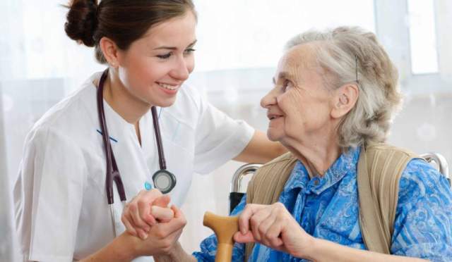 INVECCHIARE IN SALUTE TRA TERAPIA E PREVENZIONE: CONGRESSO DI MEDICINA EVOLUTIVA GERIATRICA A L’AQUILA