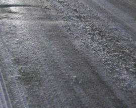 GHIACCIO SULL’AUTOSTRADA A25, TIR SI RIBALTA A MAGLIANO DEI MARSI