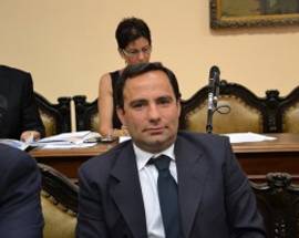 PROVINCIA L’AQUILA: LA RISPOSTA DEI BERLUSCONES, NASCE GRUPPO FI