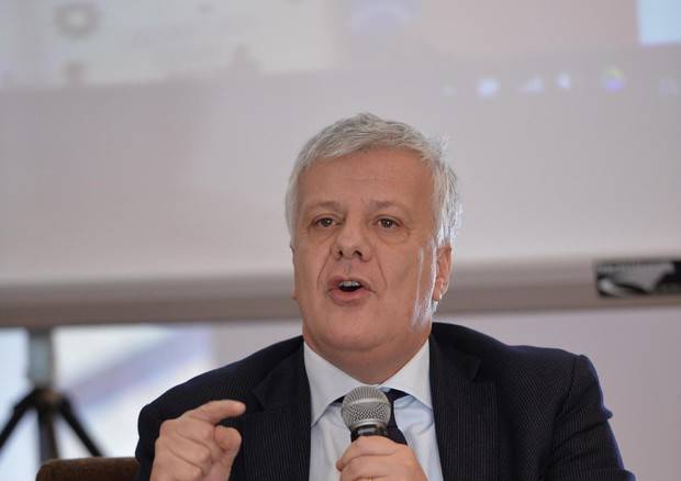 REFERENDUM COSTITUZIONALE: MINISTRO GALLETTI A CITTA’ SANT’ANGELO PER IL SI’