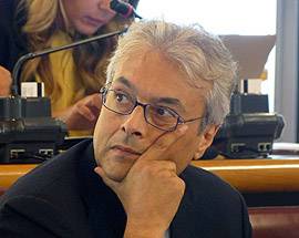 MARE INQUINATO: CHIODI, ”MAZZOCCA SE LA PRENDA CON SE STESSO”