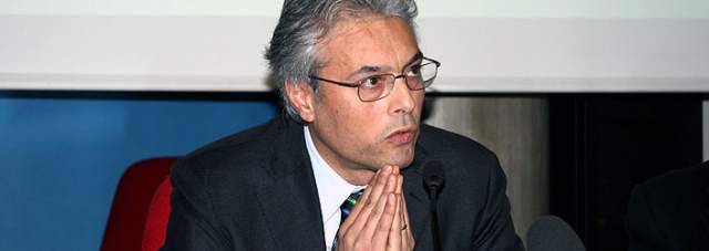 REGIONALI: CHIODI INCASSA L’OK DI FITTO, MA LA TELEFONATA DEL CAV NON ARRIVA
