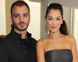 NICOLAS VAPORIDIS E GIORGIA SURINA, MATRIMONIO SU ISOLA GRECA