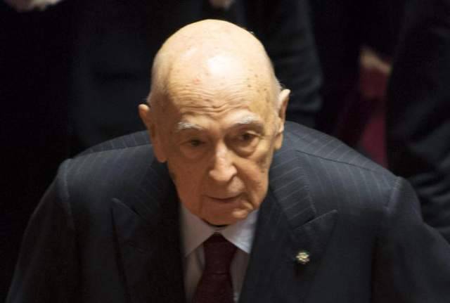 GOVERNO: NAPOLITANO, ”ASSENTE PER MOTIVI DI SALUTE, MA DICO SI”’