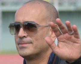 CALCIO: SERIE D; CHIETI, TENSIONE ALLA PRESENTAZIONE TIFOSI IRROMPONO IN SALA STAMPA, POMPONI SCOSSO