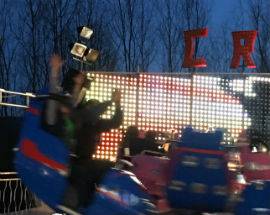 AL VIA UN MESE DI DIVERTIMENTI CON IL LUNA PARK A L’AQUILA, 4 GENERAZIONI DI GIOSTRAI ABRUZZESI